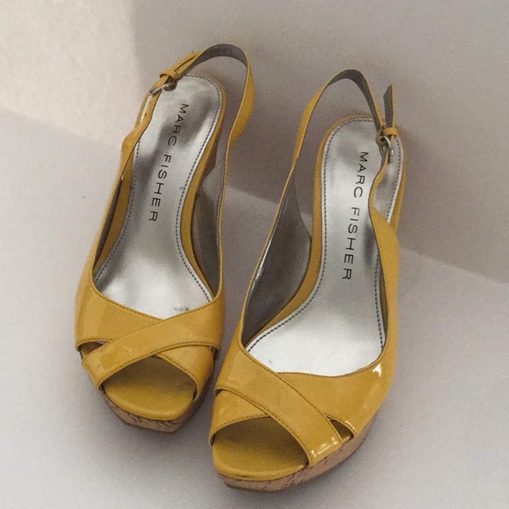 Marc Fisher Wedges